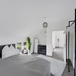 Design - Traumlage Zwischen Cgn & Dus *