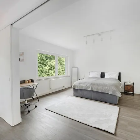 Design - Traumlage Zwischen Cgn & Dus Apartment Leverkusen