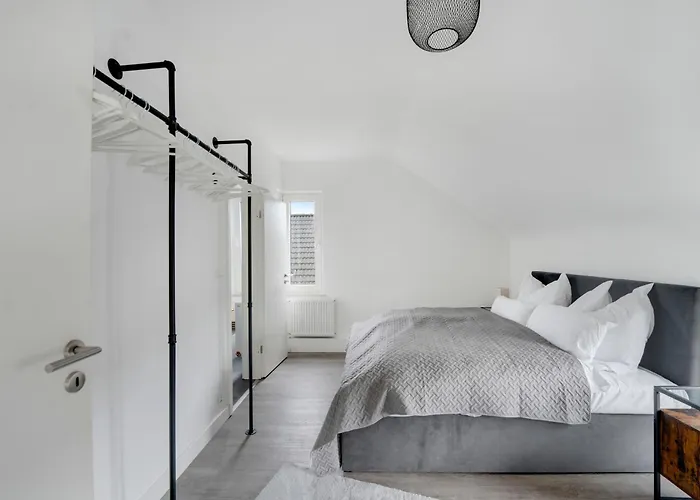 Design - Traumlage Zwischen Cgn & Dus Appartamento